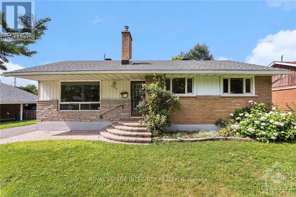 2305 Ryan Drive, Ottawa, Ontario  K2C 1K5 - Photo 1 - X12972534