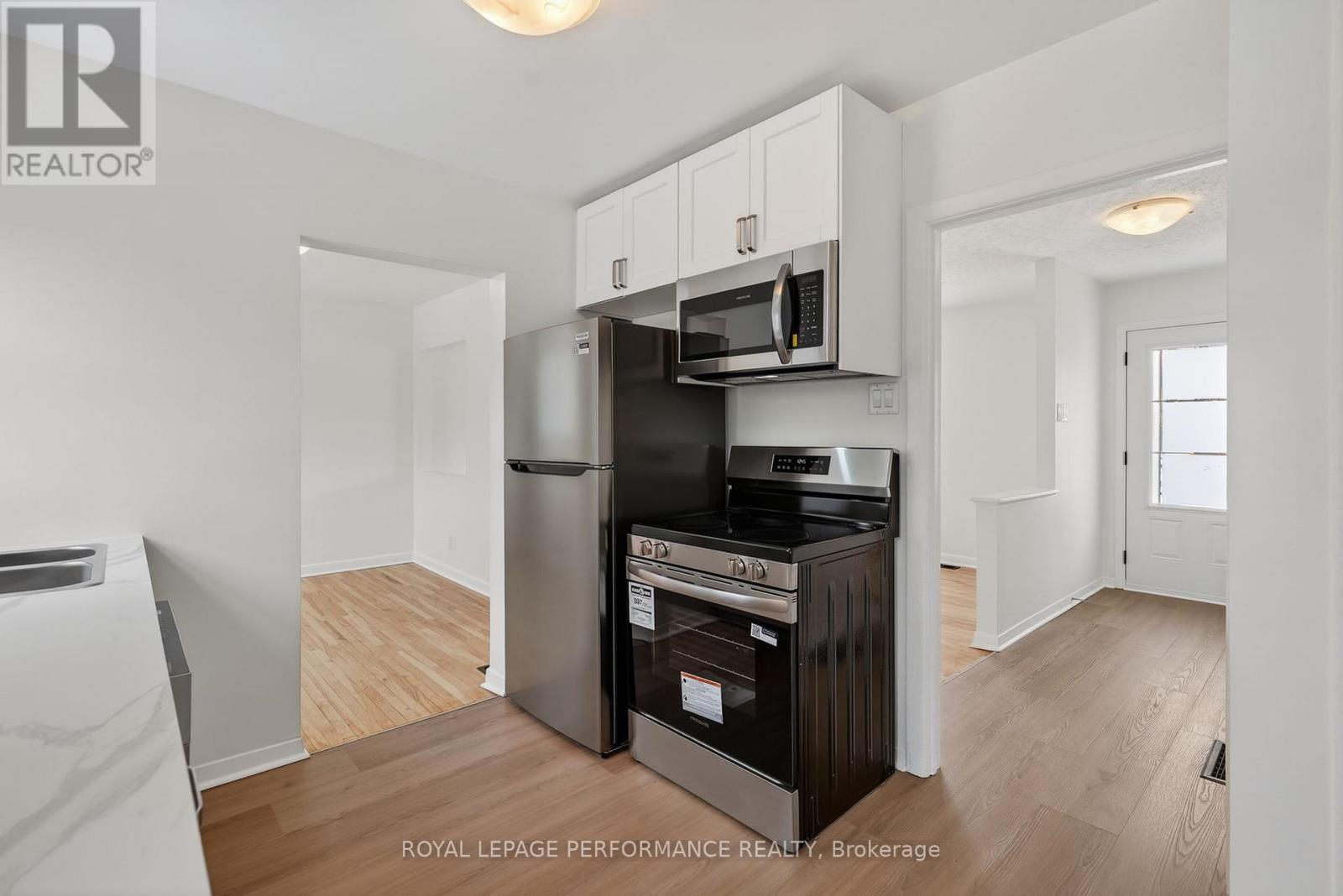 630 Borthwick Avenue, Ottawa, Ontario  K1K 2L9 - Photo 14 - X12972714