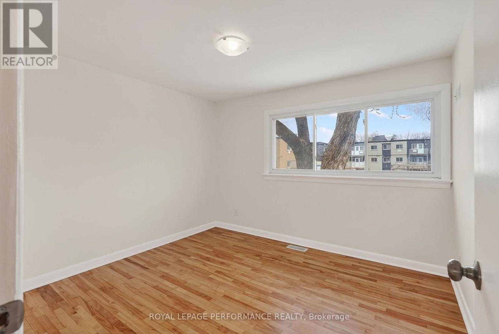 630 Borthwick Avenue, Ottawa, Ontario  K1K 2L9 - Photo 22 - X12972714