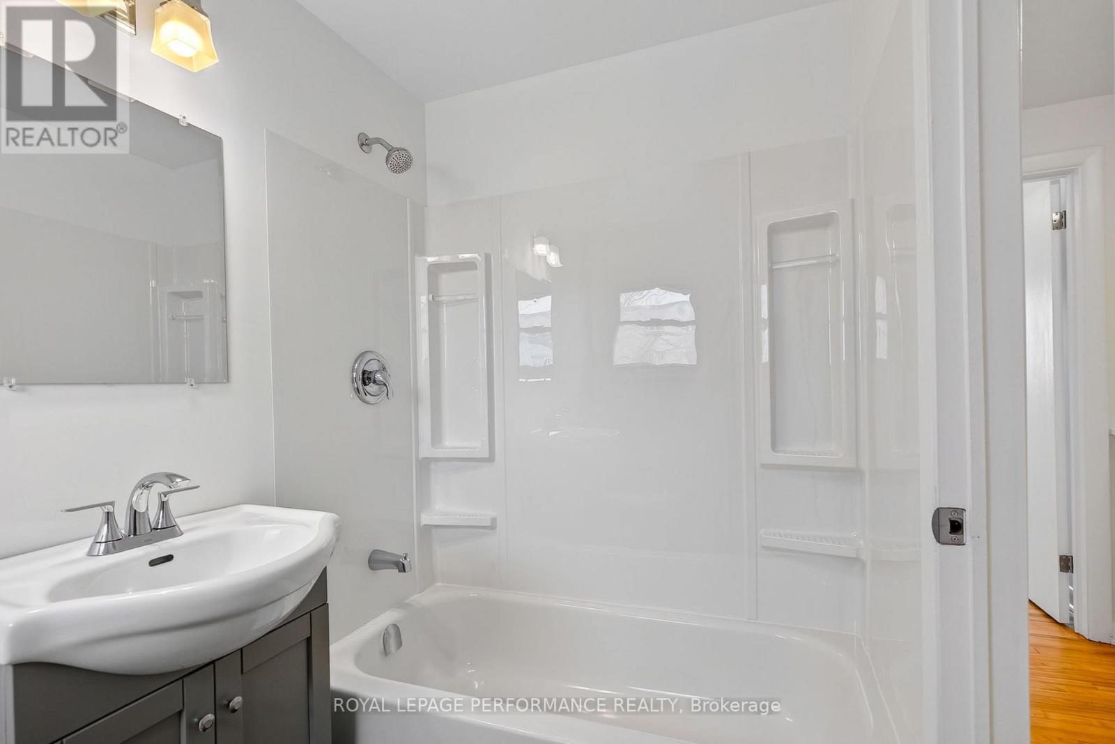 630 Borthwick Avenue, Ottawa, Ontario  K1K 2L9 - Photo 29 - X12972714