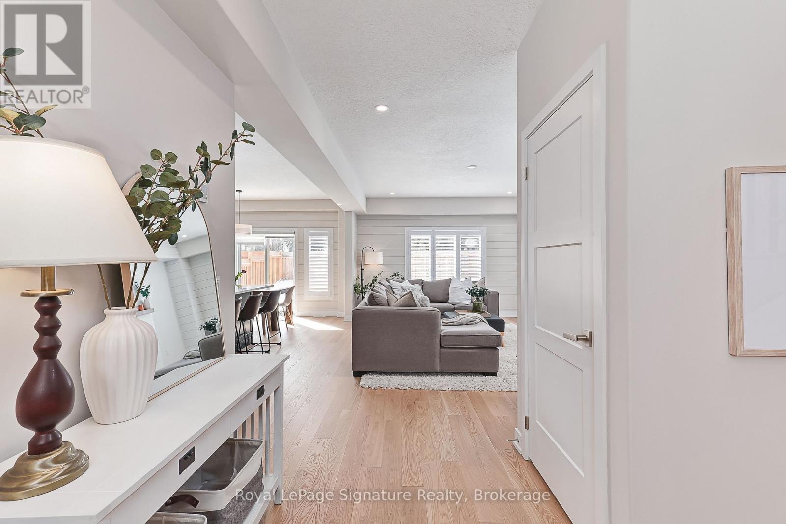 73 Shipley Avenue, Collingwood, Ontario  L9Y 5M7 - Photo 4 - S12972382