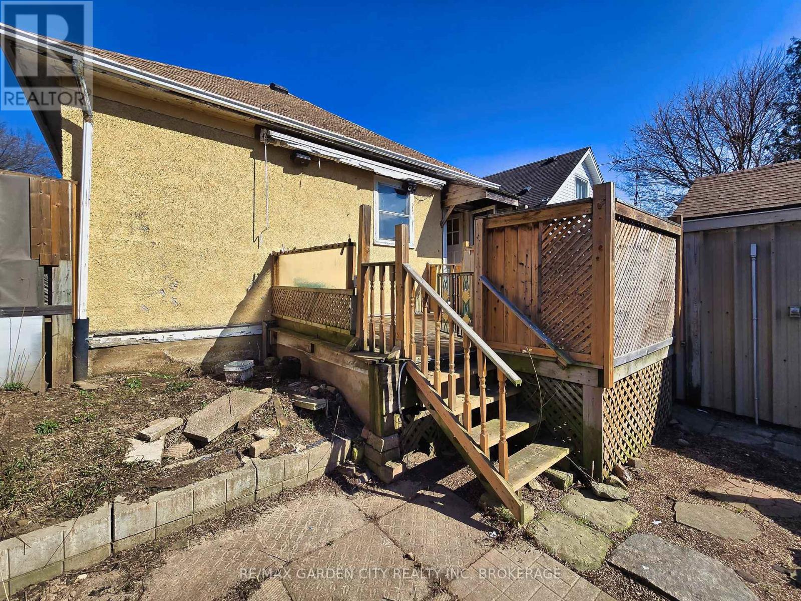 37 Kernahan Street, St. Catharines, Ontario  L2R 4T1 - Photo 41 - X12972468