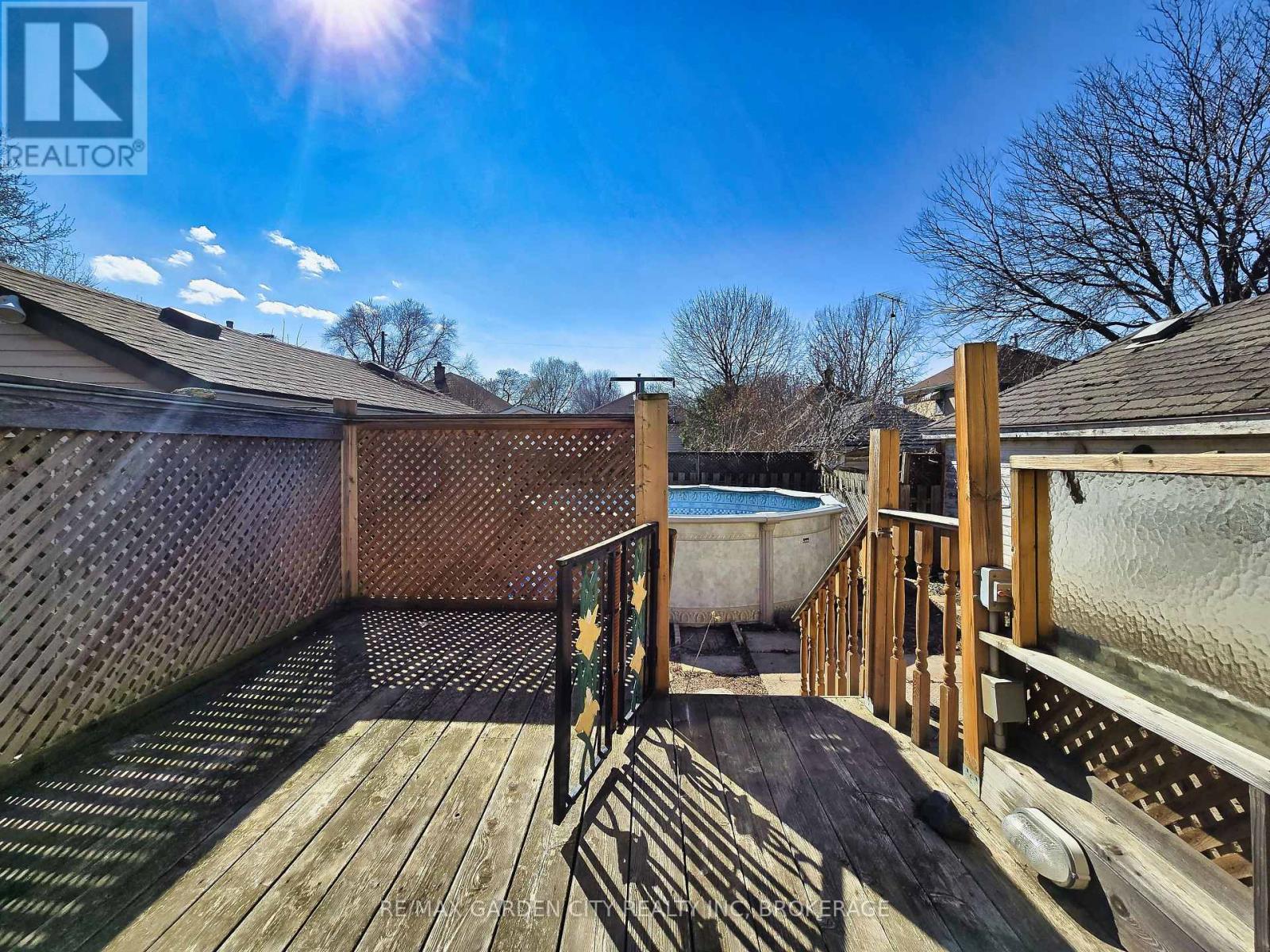 37 Kernahan Street, St. Catharines, Ontario  L2R 4T1 - Photo 43 - X12972468