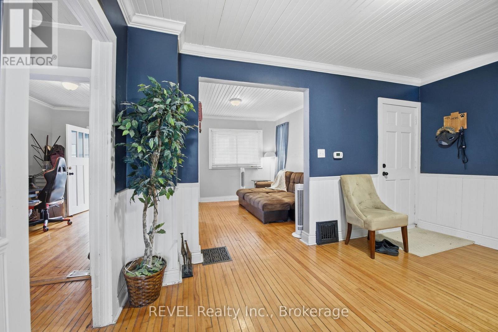 61 Patricia Street, Thorold, Ontario  L2V 3V9 - Photo 13 - X12972608