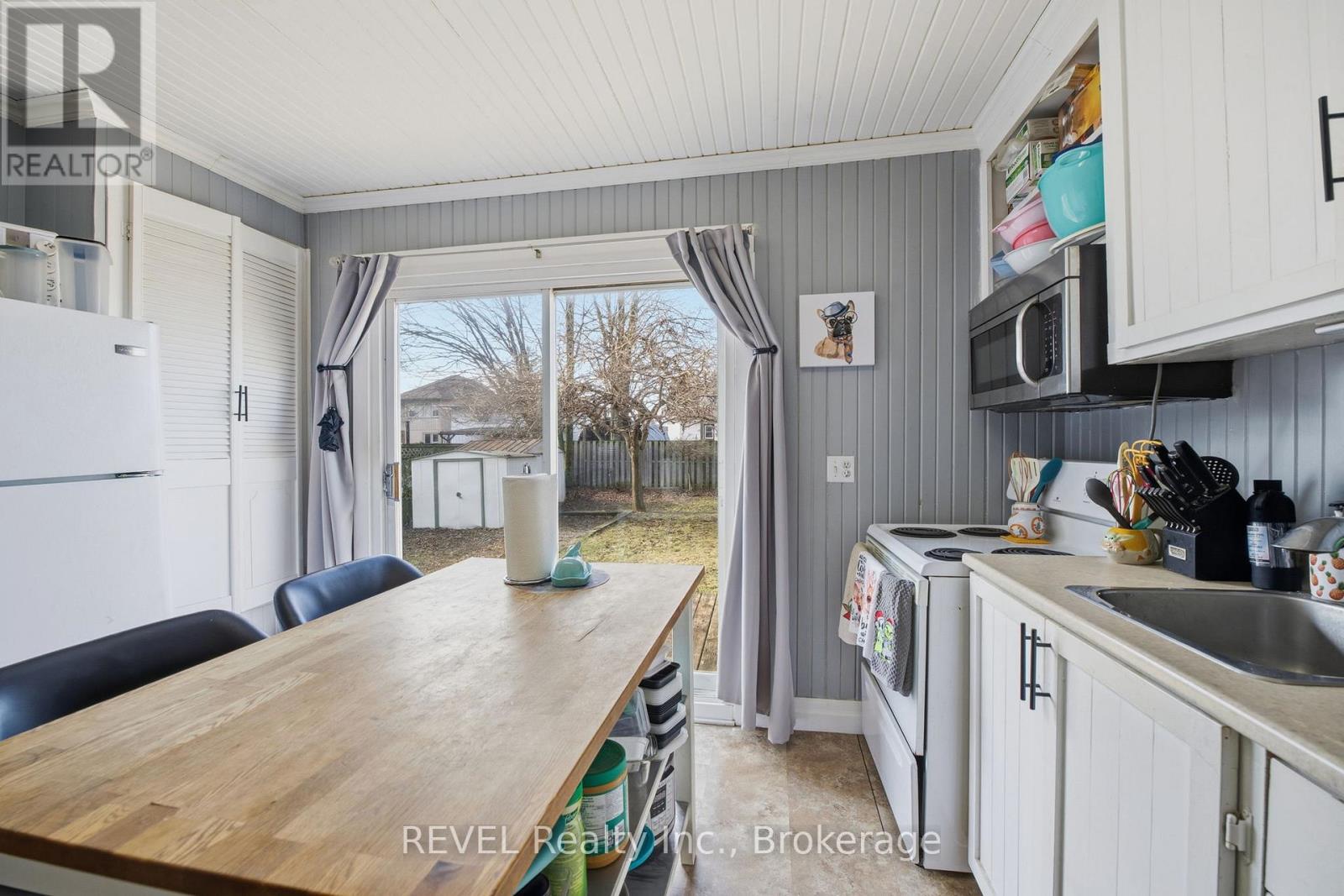 61 Patricia Street, Thorold, Ontario  L2V 3V9 - Photo 18 - X12972608