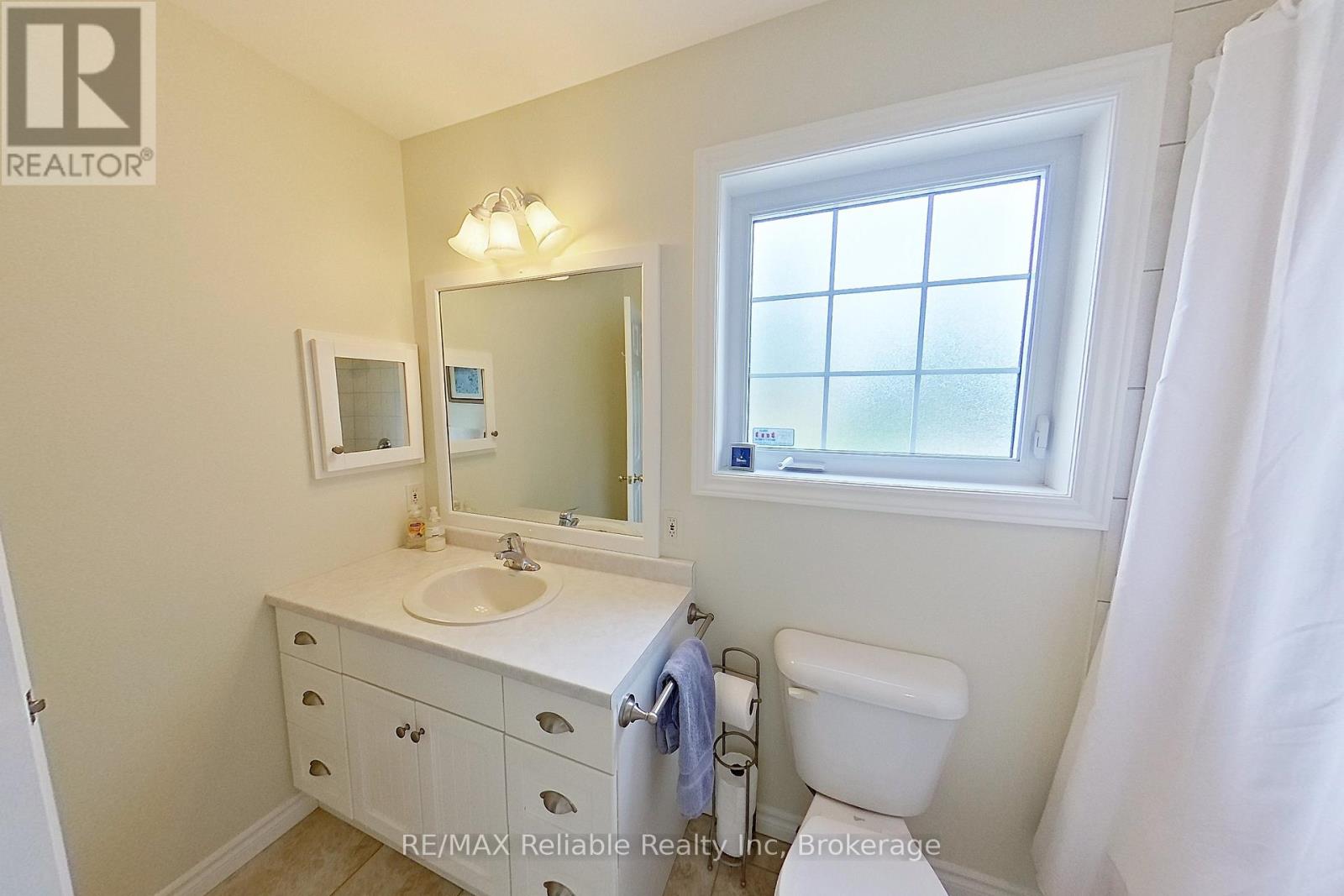 74318 Homestead Heights Drive, Bluewater (Stanley), Ontario  N0M 2T0 - Photo 13 - X12972480