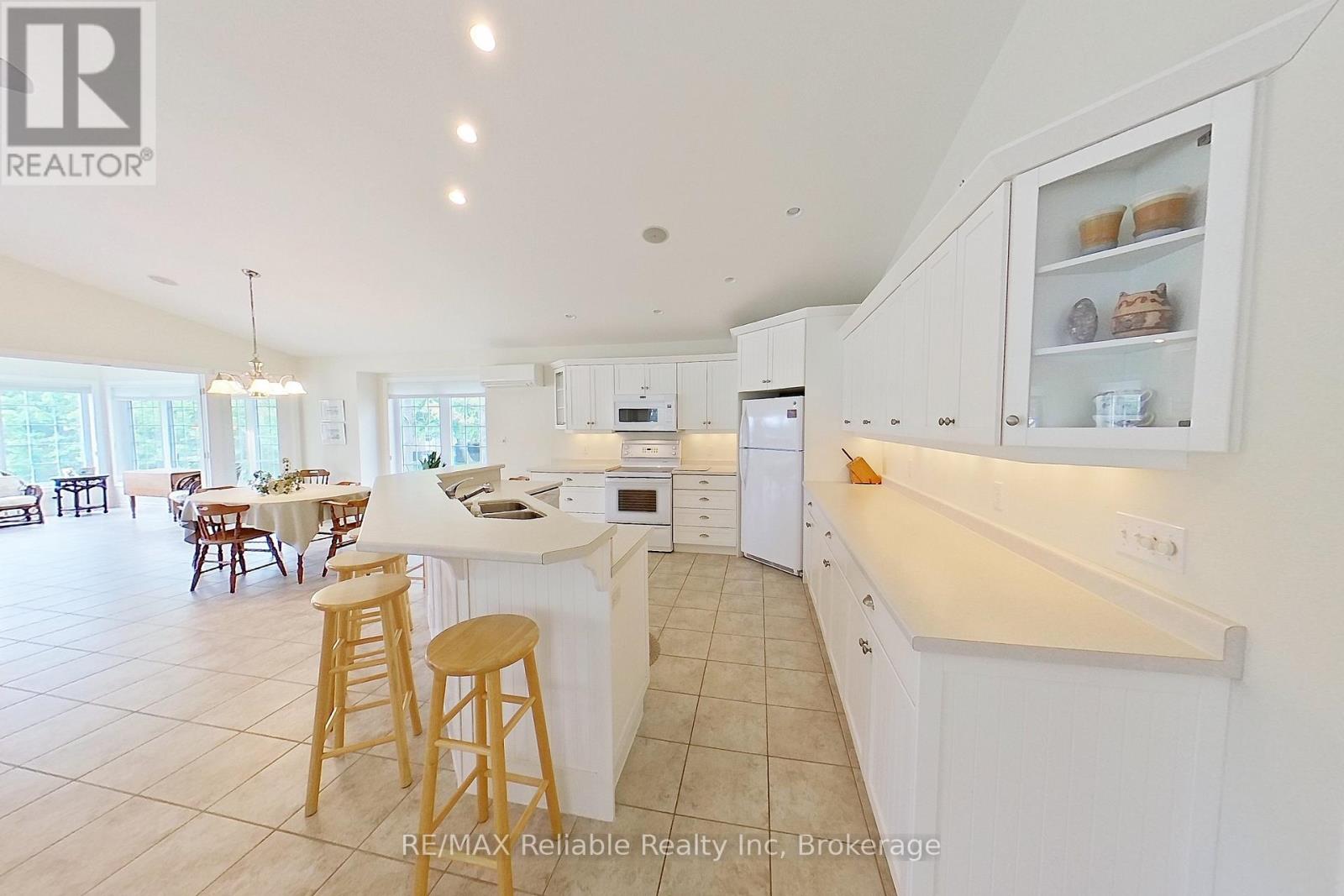 74318 Homestead Heights Drive, Bluewater (Stanley), Ontario  N0M 2T0 - Photo 21 - X12972480