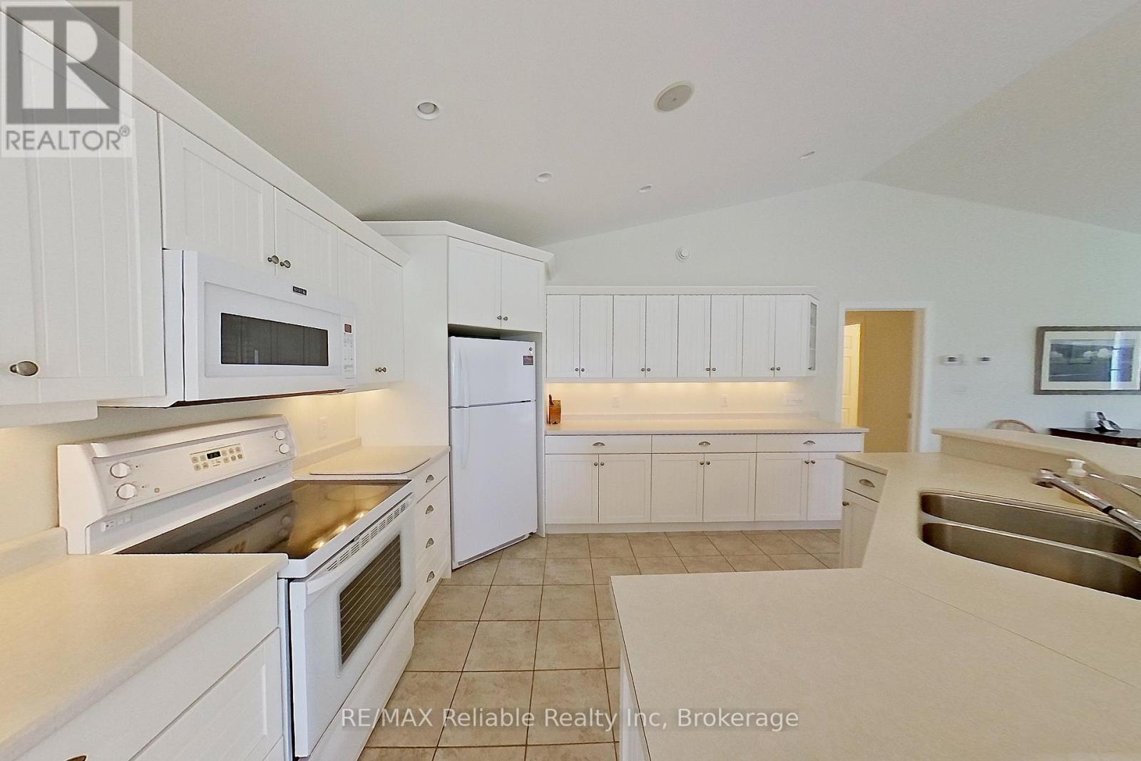 74318 Homestead Heights Drive, Bluewater (Stanley), Ontario  N0M 2T0 - Photo 30 - X12972480