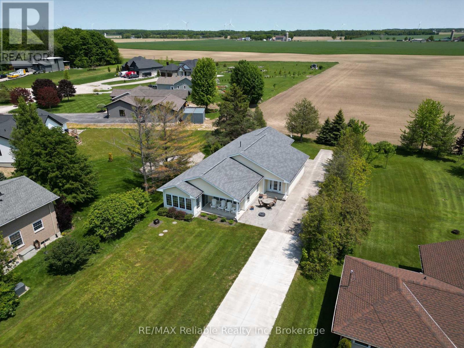 74318 Homestead Heights Drive, Bluewater (Stanley), Ontario  N0M 2T0 - Photo 5 - X12972480