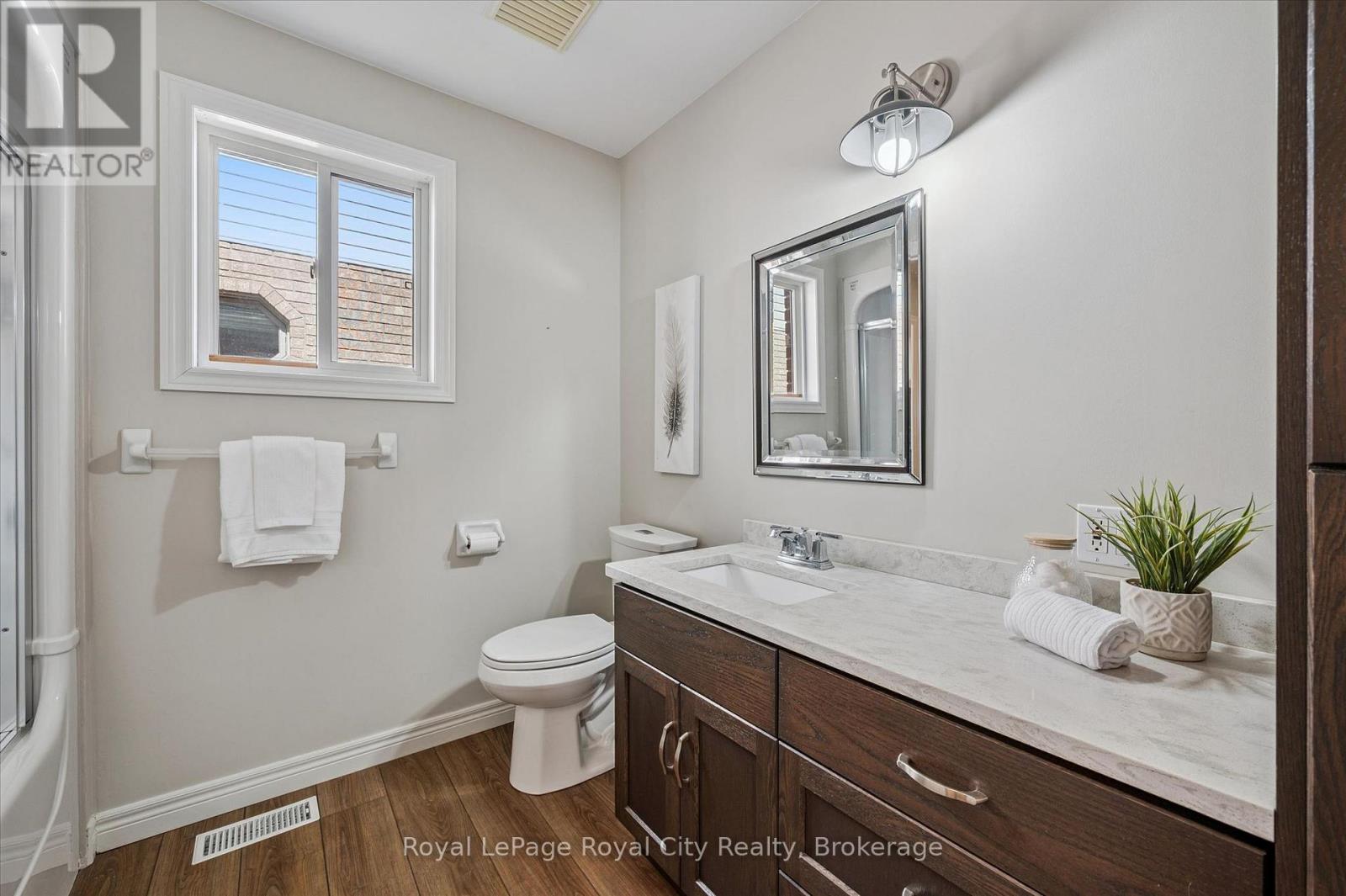 68 Basswood Drive, Guelph, Ontario  N1G 4X7 - Photo 18 - X12972674