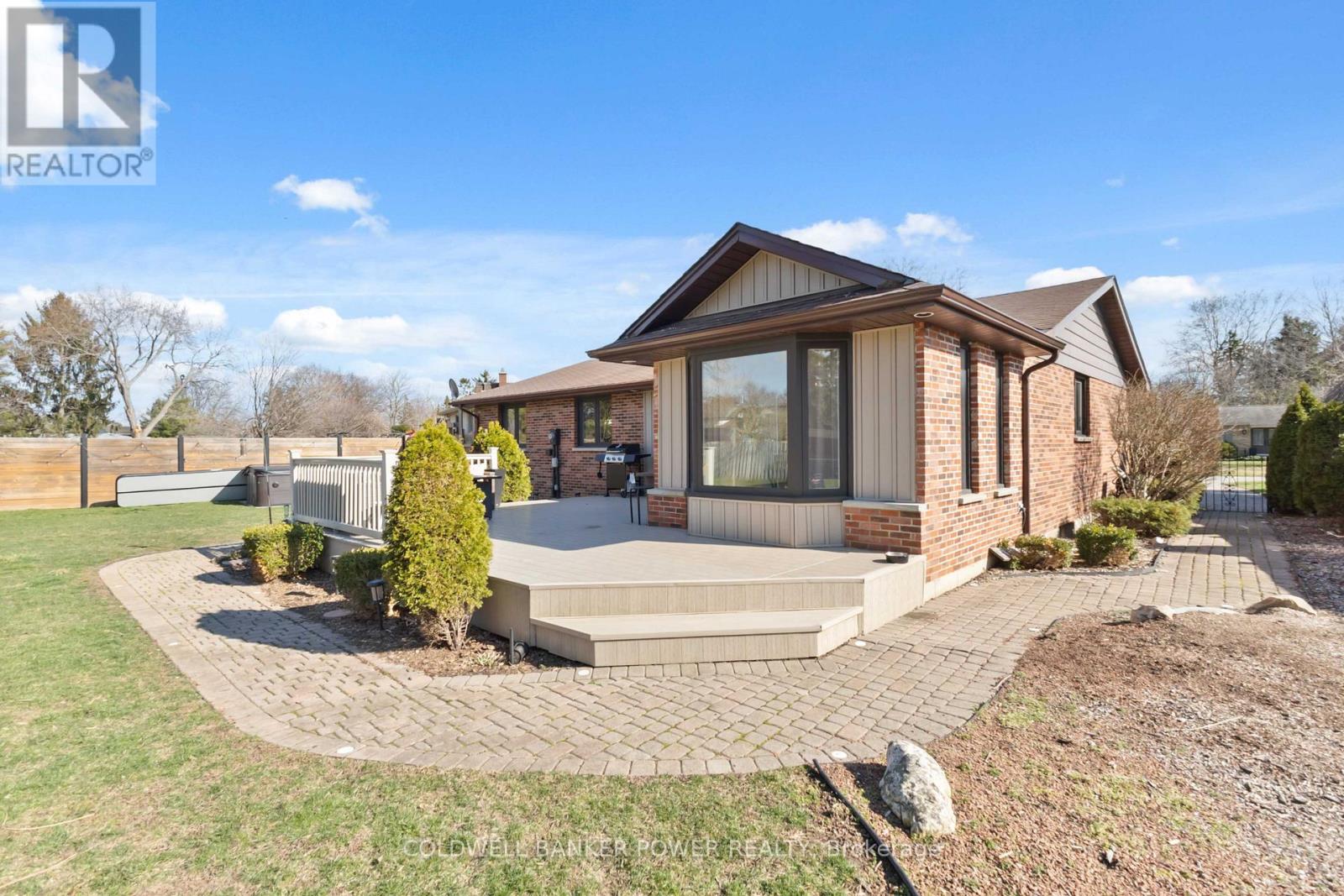 176 Canterbury Drive, Thames Centre, Ontario  N0L 1G3 - Photo 48 - X12972740