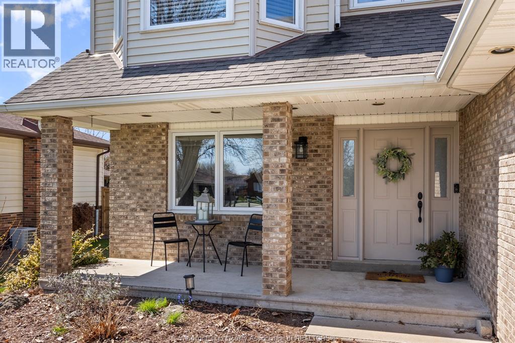 237 East Puce Rd., Lakeshore, Ontario N8L 0C5 - Photo 3 - 26007511