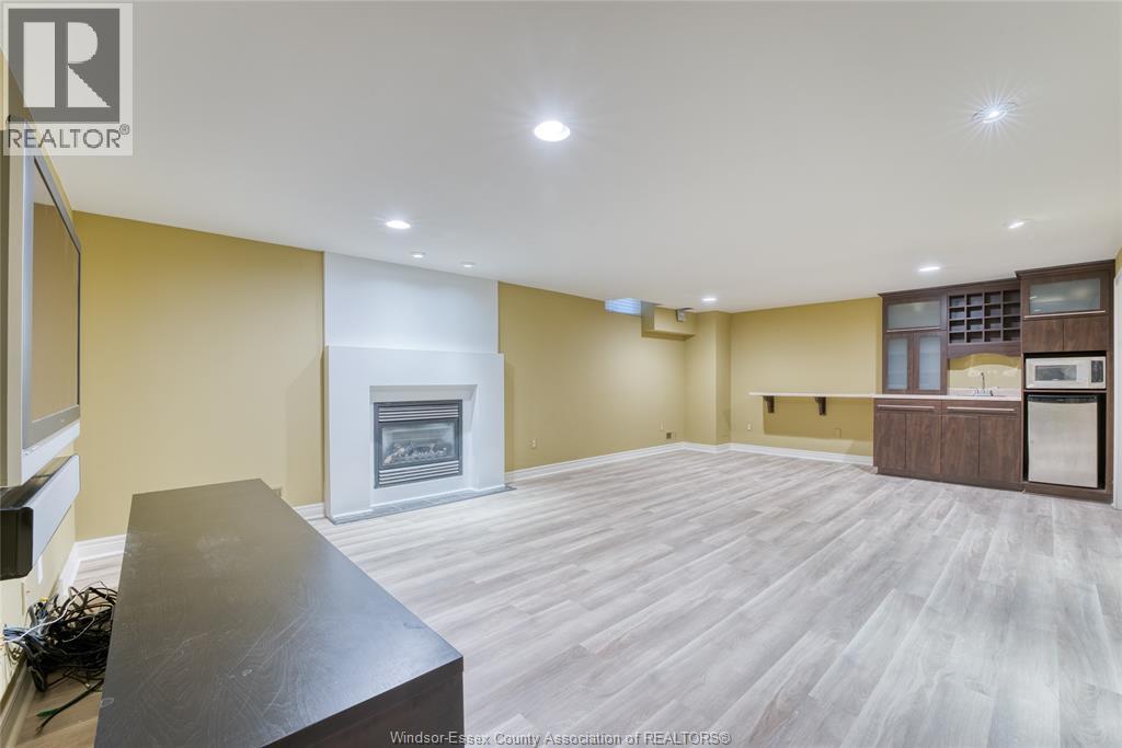 323 Majestic Drive, Lakeshore, Ontario  N8N 4K9 - Photo 36 - 26007510