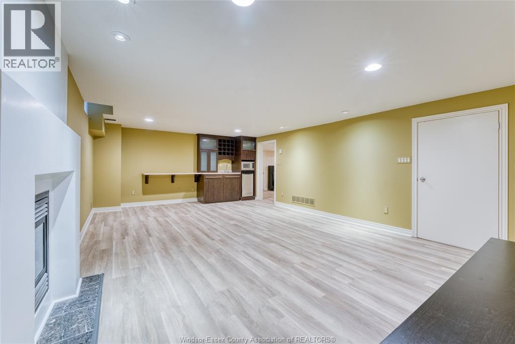 323 Majestic Drive, Lakeshore, Ontario  N8N 4K9 - Photo 38 - 26007510