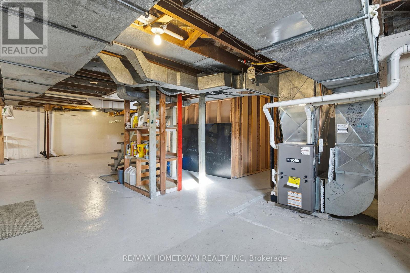 722 Dibble Street W, Prescott, Ontario  K0E 1T0 - Photo 30 - X12972584