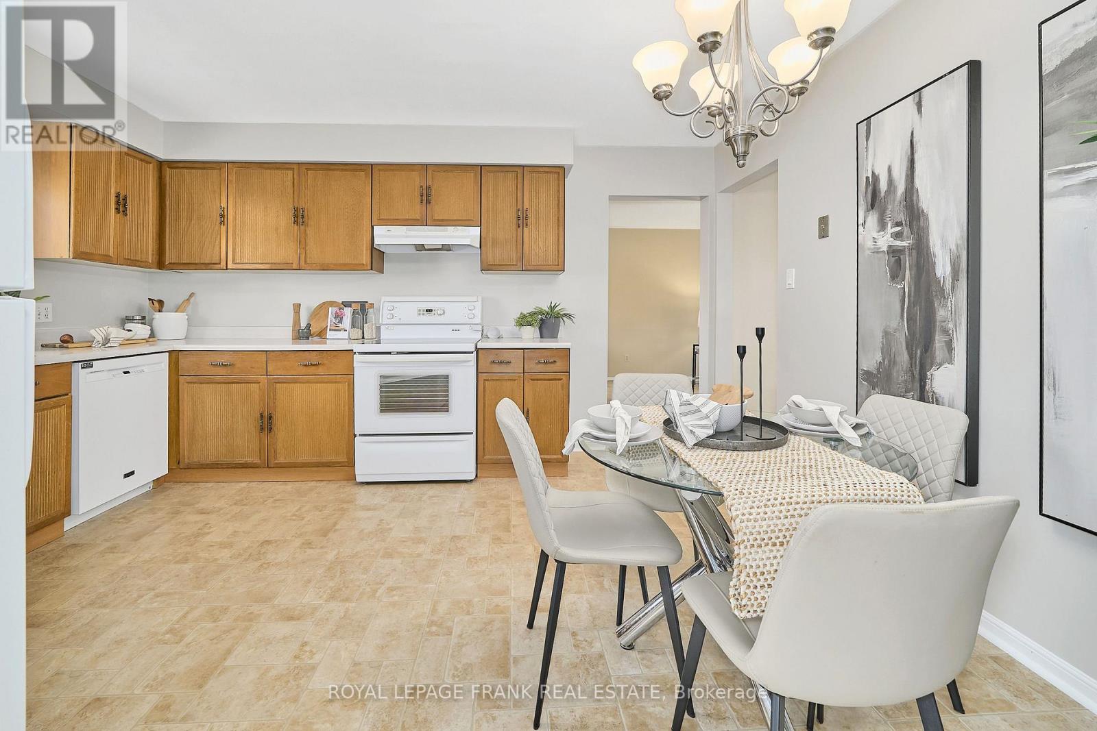 3 Hialeah Crescent, Whitby, Ontario  L1N 6P9 - Photo 16 - E12972458