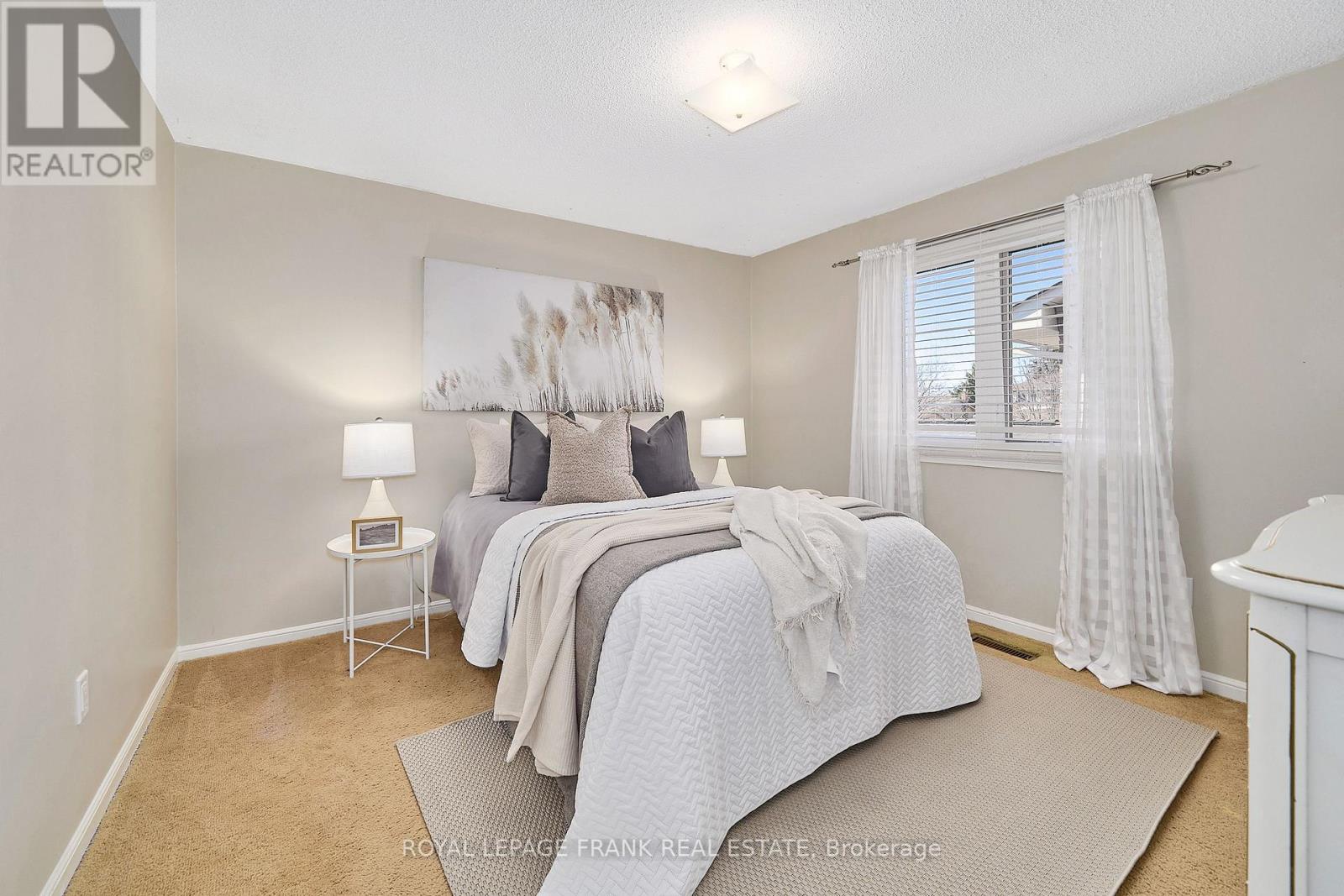 3 Hialeah Crescent, Whitby, Ontario  L1N 6P9 - Photo 33 - E12972458