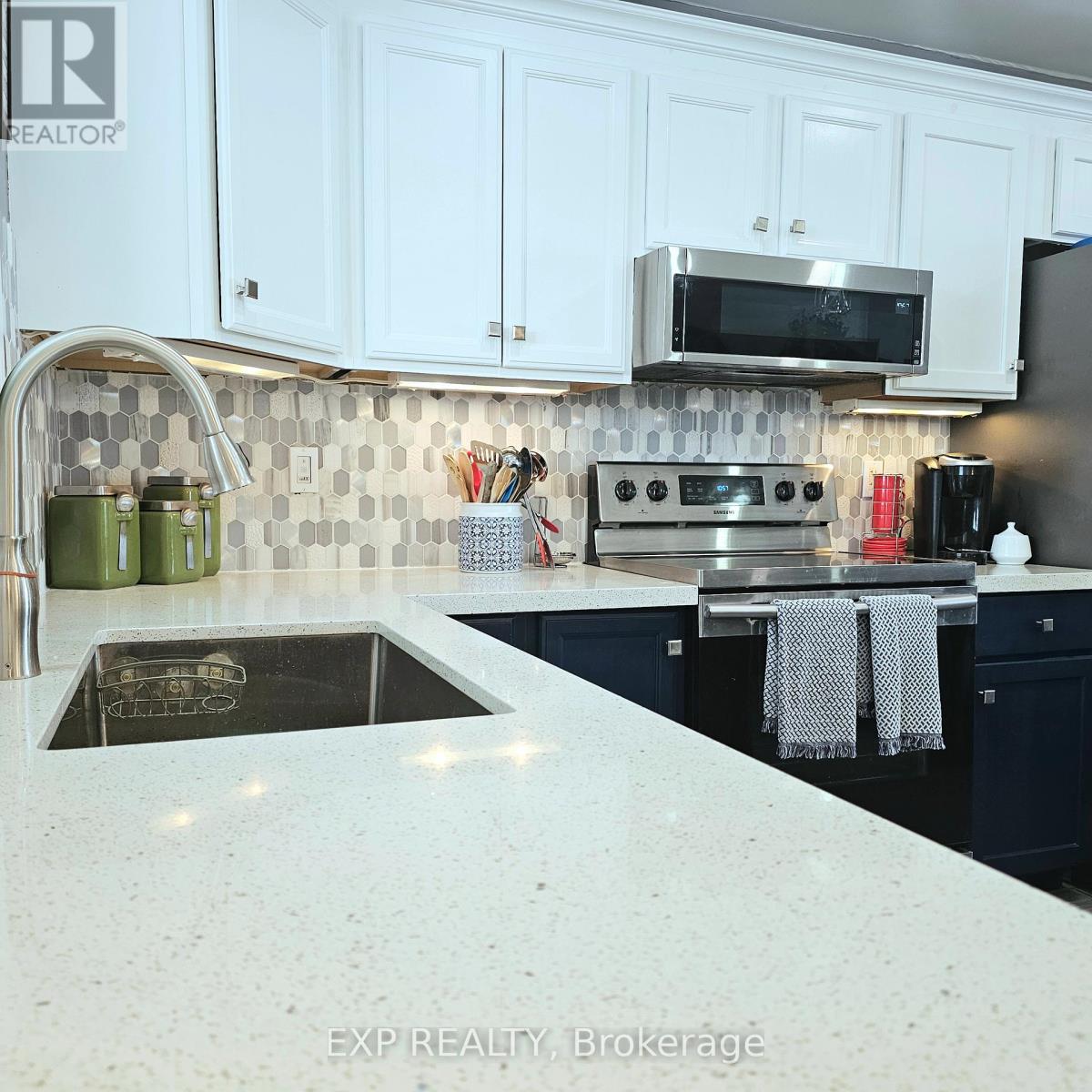 7 Rosewood Drive, Quinte West, Ontario  K0K 2C0 - Photo 11 - X12972600