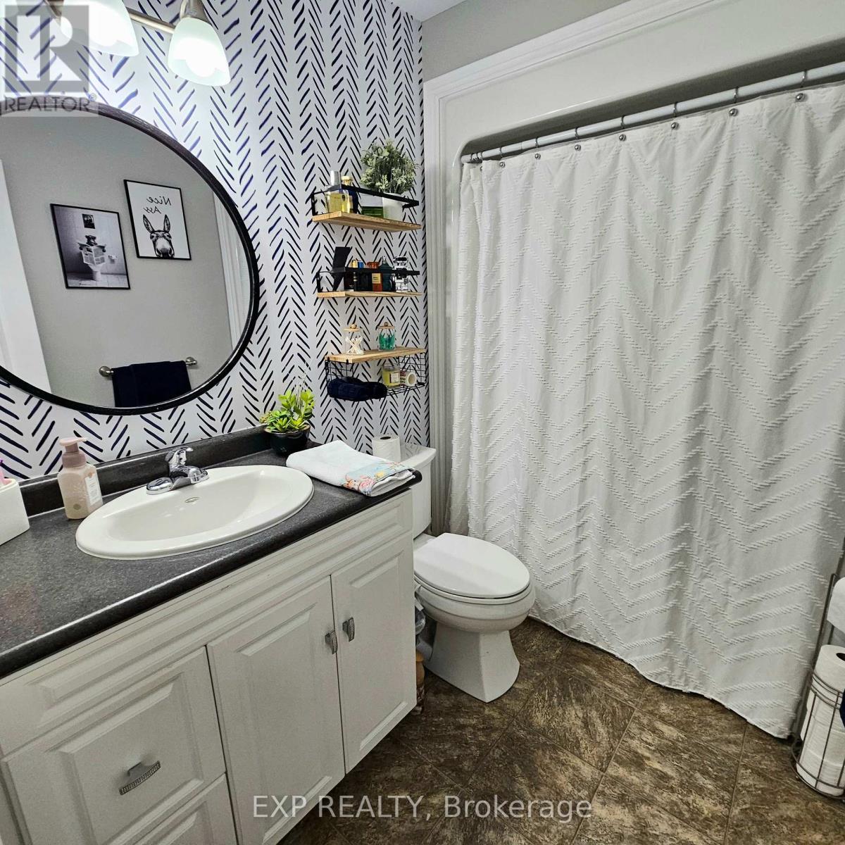 7 Rosewood Drive, Quinte West, Ontario  K0K 2C0 - Photo 12 - X12972600