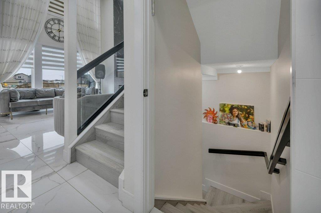 1232 Eaton Ln Nw, Edmonton, Alberta  T6M 1M9 - Photo 35 - E4479276