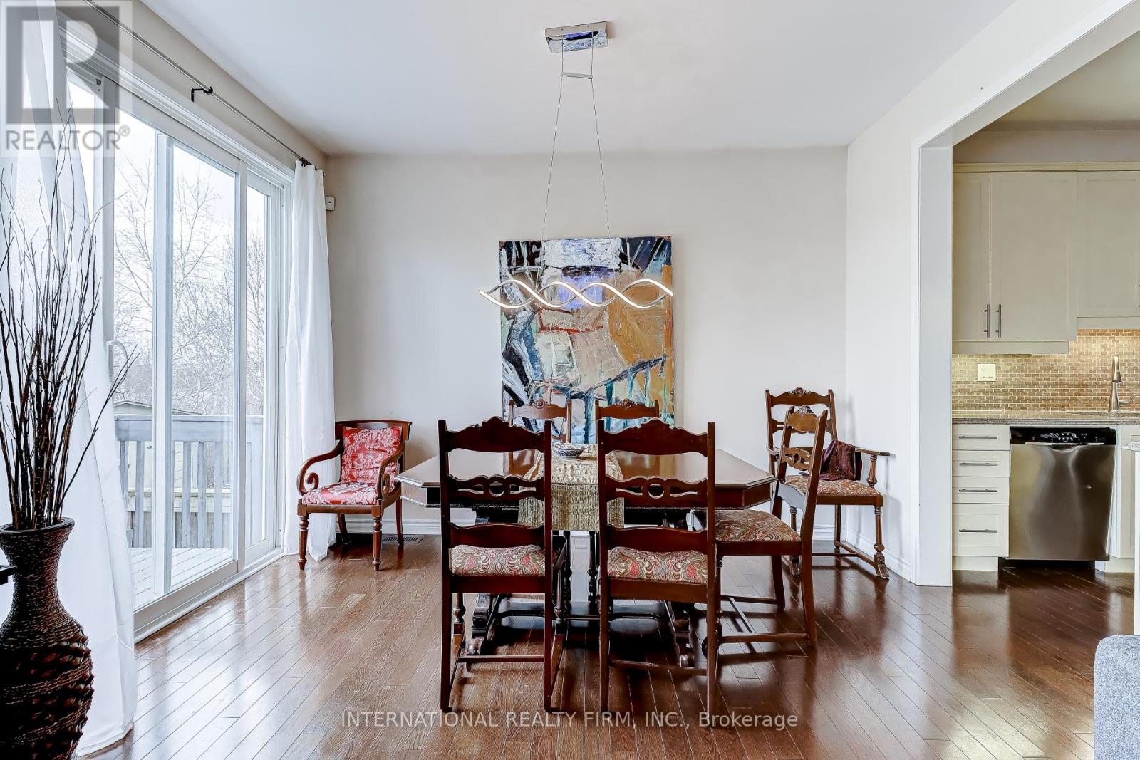 1011 Leger Way, Milton, Ontario  L9T 8B4 - Photo 8 - W12787858