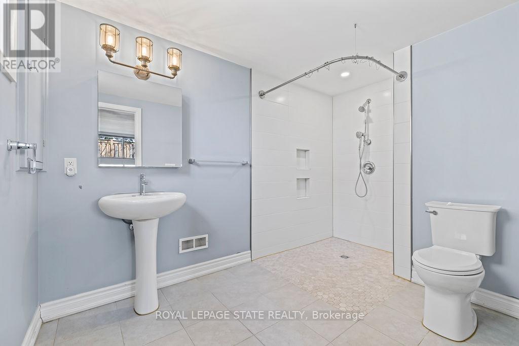 78 Cromwell Crescent, Hamilton, Ontario  L8G 2G2 - Photo 40 - X12720388