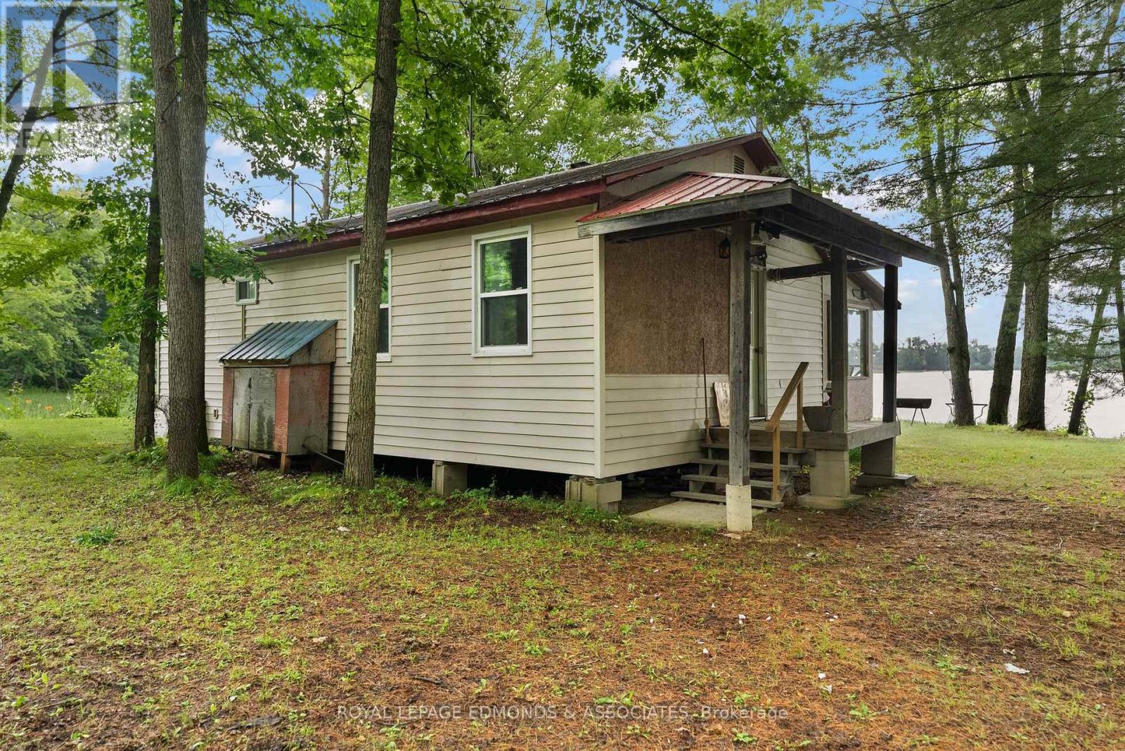 178 Purple Finch Trail, Whitewater Region, Ontario  K0J 1C0 - Photo 12 - X12972472