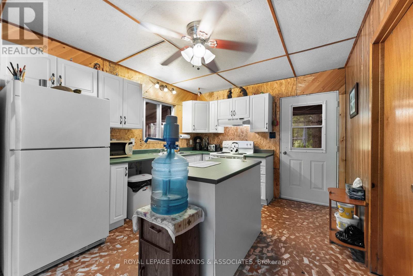 178 Purple Finch Trail, Whitewater Region, Ontario  K0J 1C0 - Photo 18 - X12972472