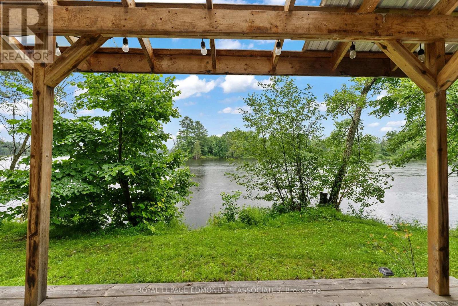 178 Purple Finch Trail, Whitewater Region, Ontario  K0J 1C0 - Photo 35 - X12972472