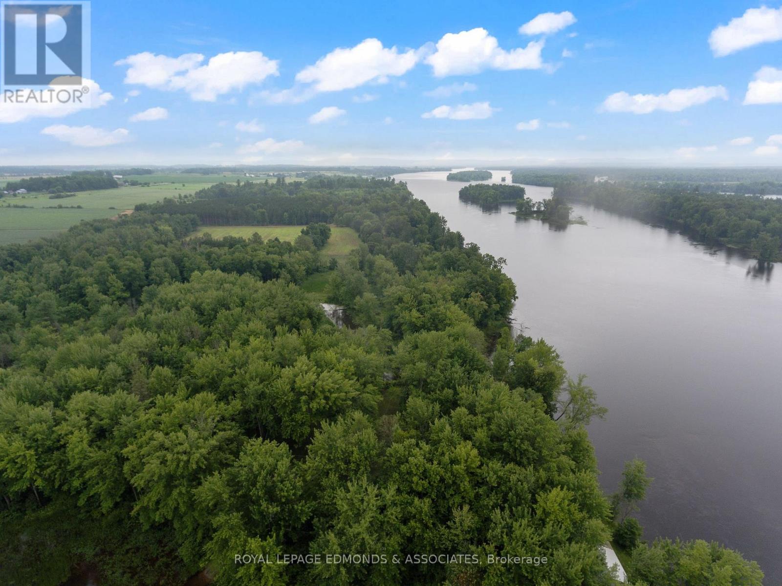 178 Purple Finch Trail, Whitewater Region, Ontario  K0J 1C0 - Photo 40 - X12972472