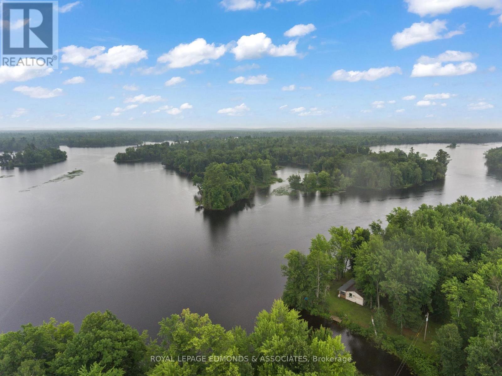 178 Purple Finch Trail, Whitewater Region, Ontario  K0J 1C0 - Photo 44 - X12972472