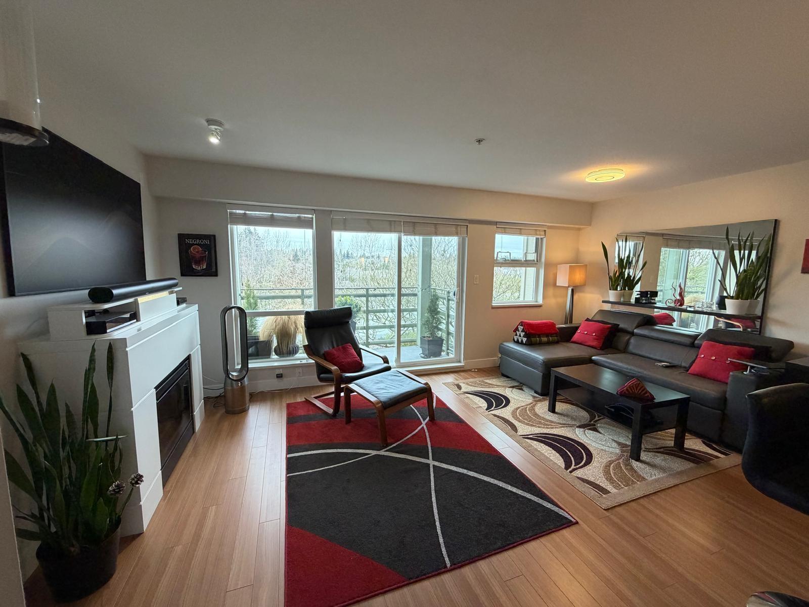 313 15735 Croydon Drive, Surrey, British Columbia  V3Z 2L5 - Photo 4 - R3107729