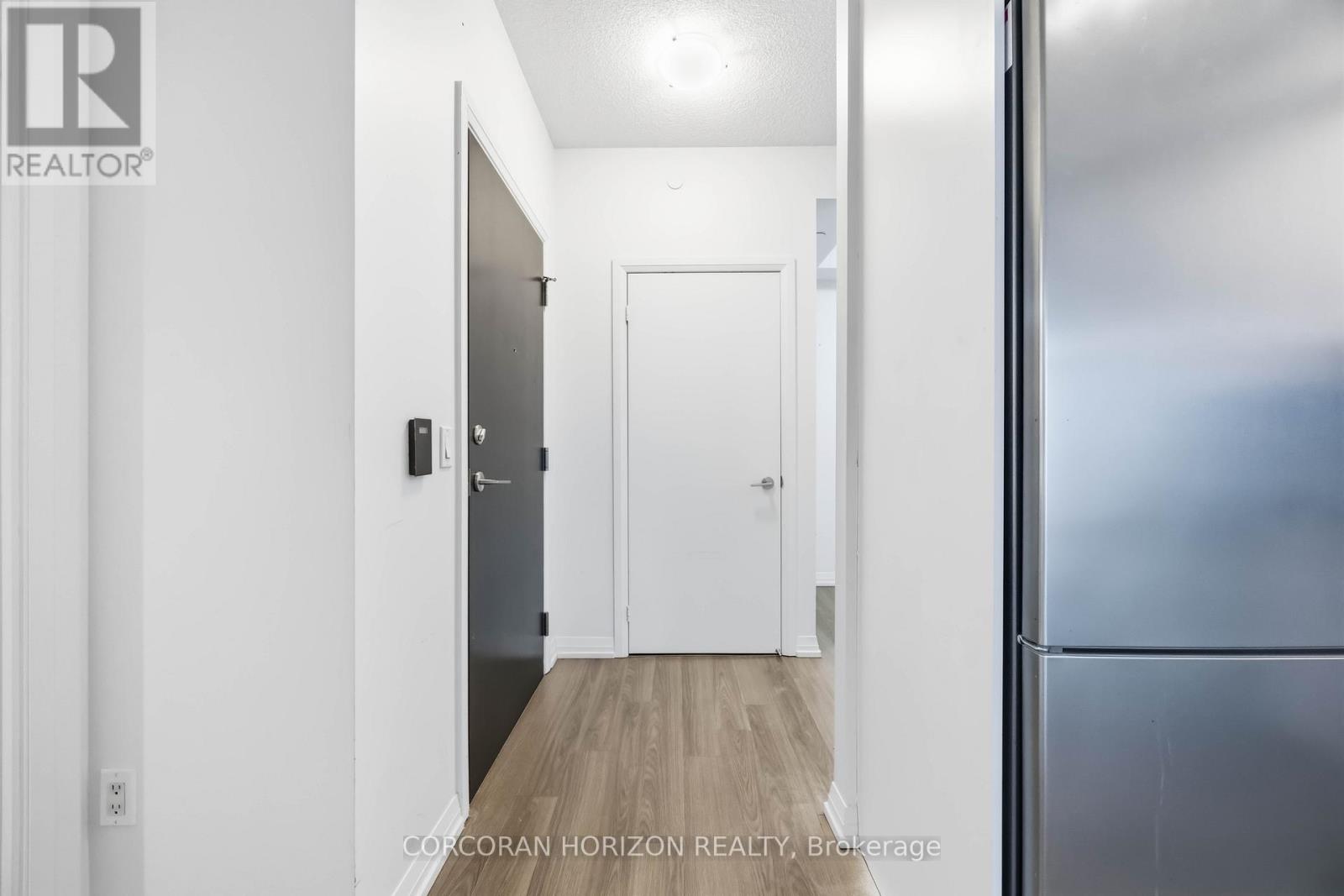 1307 - 55 Ann O'reilly Road, Toronto, Ontario  M2J 0E1 - Photo 4 - C12972388