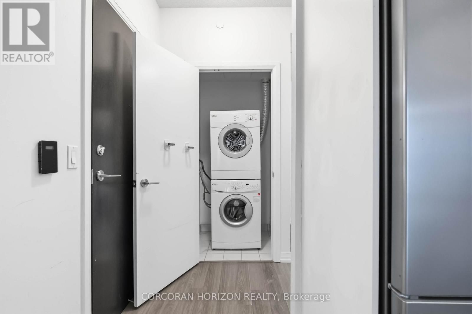 1307 - 55 Ann O'reilly Road, Toronto, Ontario  M2J 0E1 - Photo 5 - C12972388