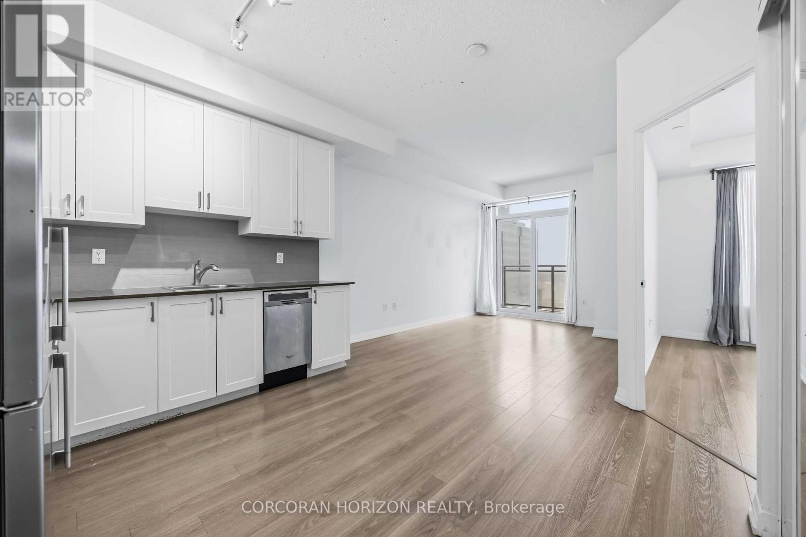 1307 - 55 Ann O'reilly Road, Toronto, Ontario  M2J 0E1 - Photo 6 - C12972388