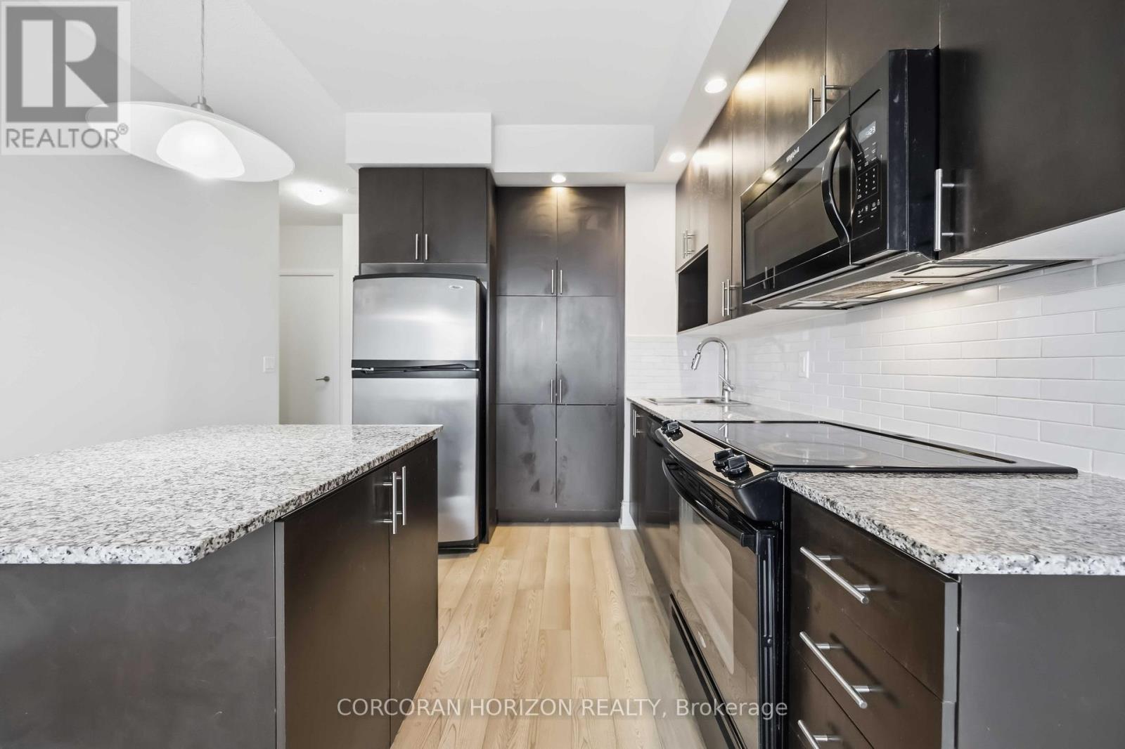 1206 - 181 Wynford Drive, Toronto, Ontario  M3C 0C6 - Photo 11 - C12972402