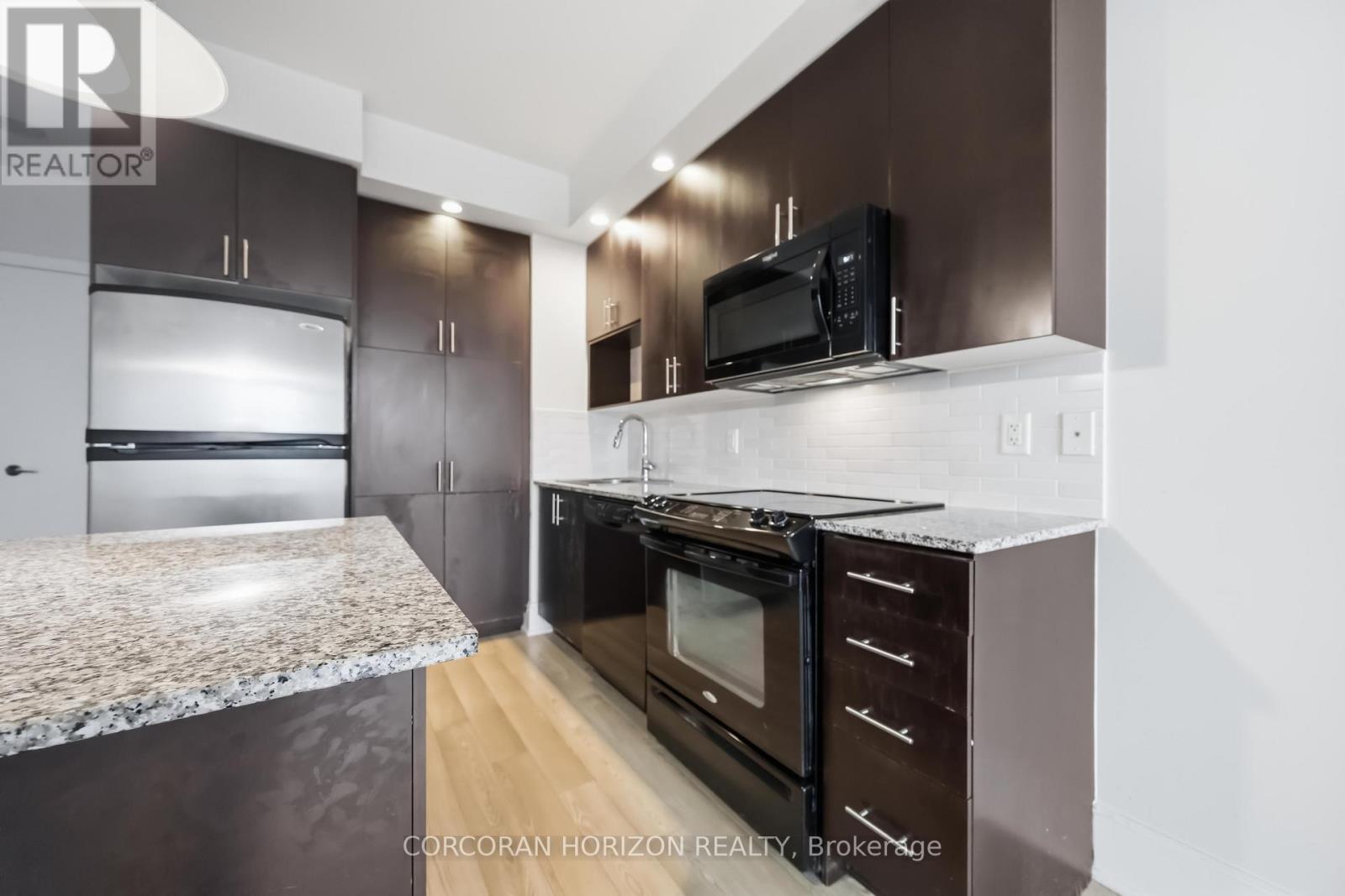 1206 - 181 Wynford Drive, Toronto, Ontario  M3C 0C6 - Photo 13 - C12972402