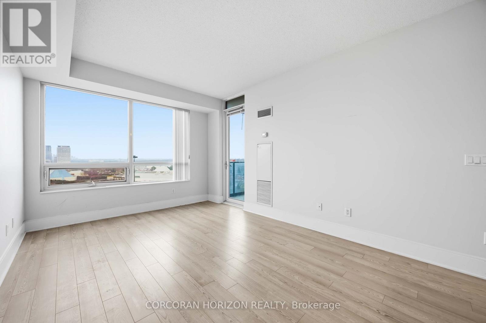 1206 - 181 Wynford Drive, Toronto, Ontario  M3C 0C6 - Photo 14 - C12972402