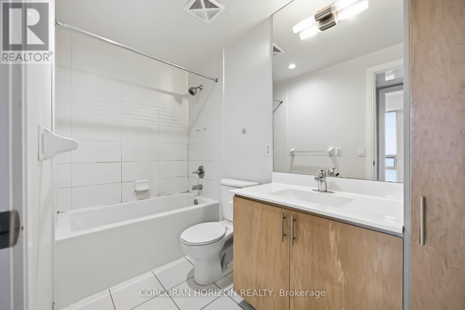 1206 - 181 Wynford Drive, Toronto, Ontario  M3C 0C6 - Photo 20 - C12972402