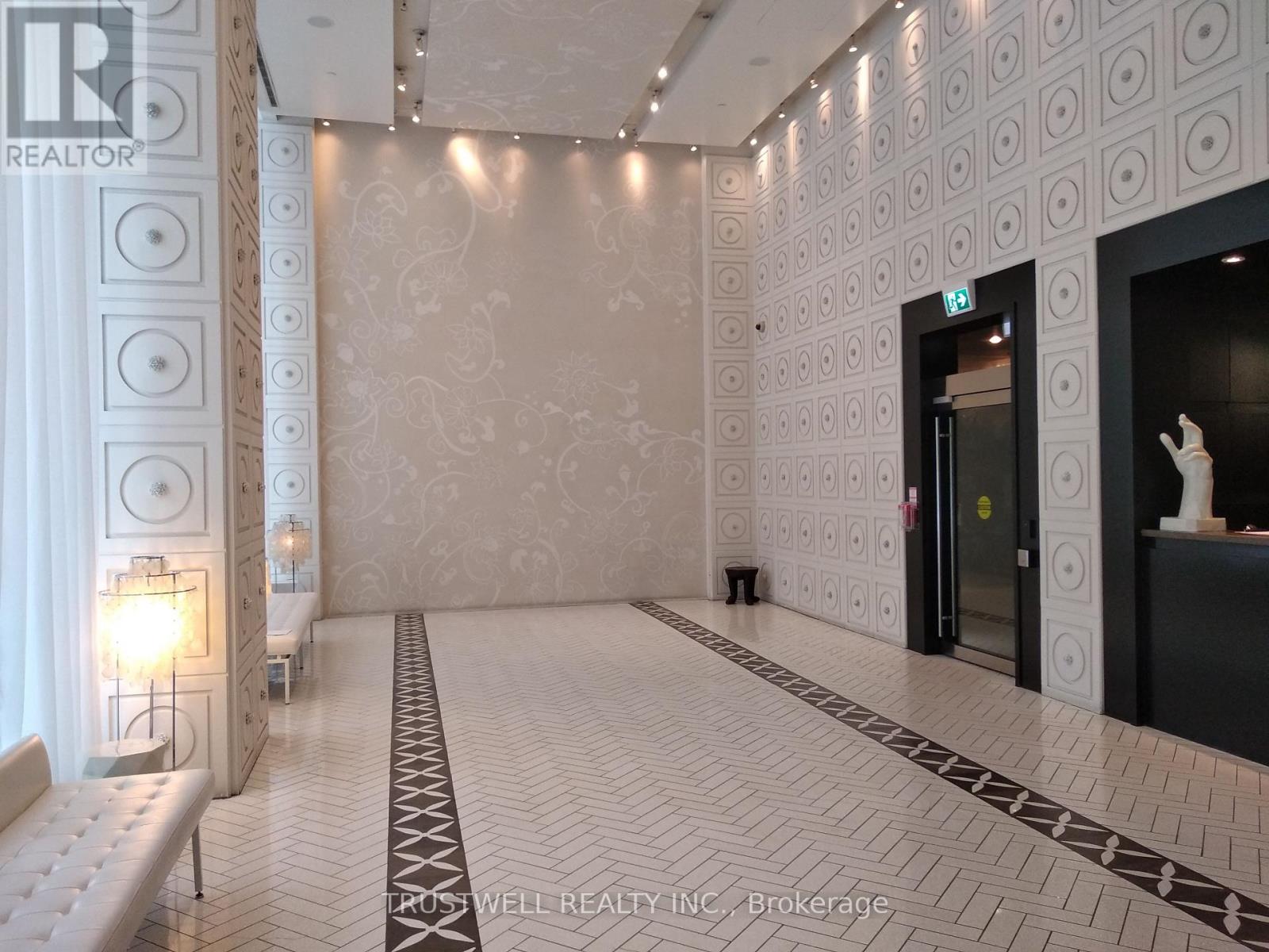 1409 - 20 Blue Jays Way, Toronto, Ontario  M5V 3W6 - Photo 2 - C12972416