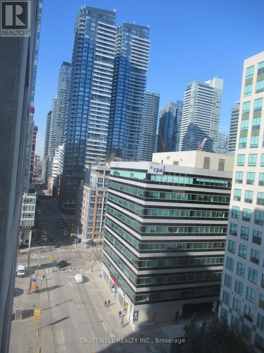 1409 - 20 Blue Jays Way, Toronto, Ontario  M5V 3W6 - Photo 5 - C12972416