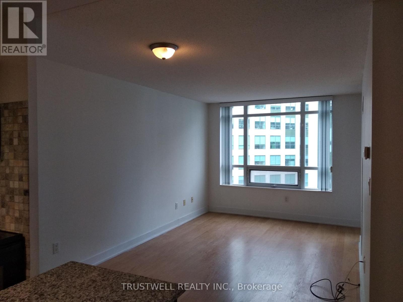 1409 - 20 Blue Jays Way, Toronto, Ontario  M5V 3W6 - Photo 6 - C12972416