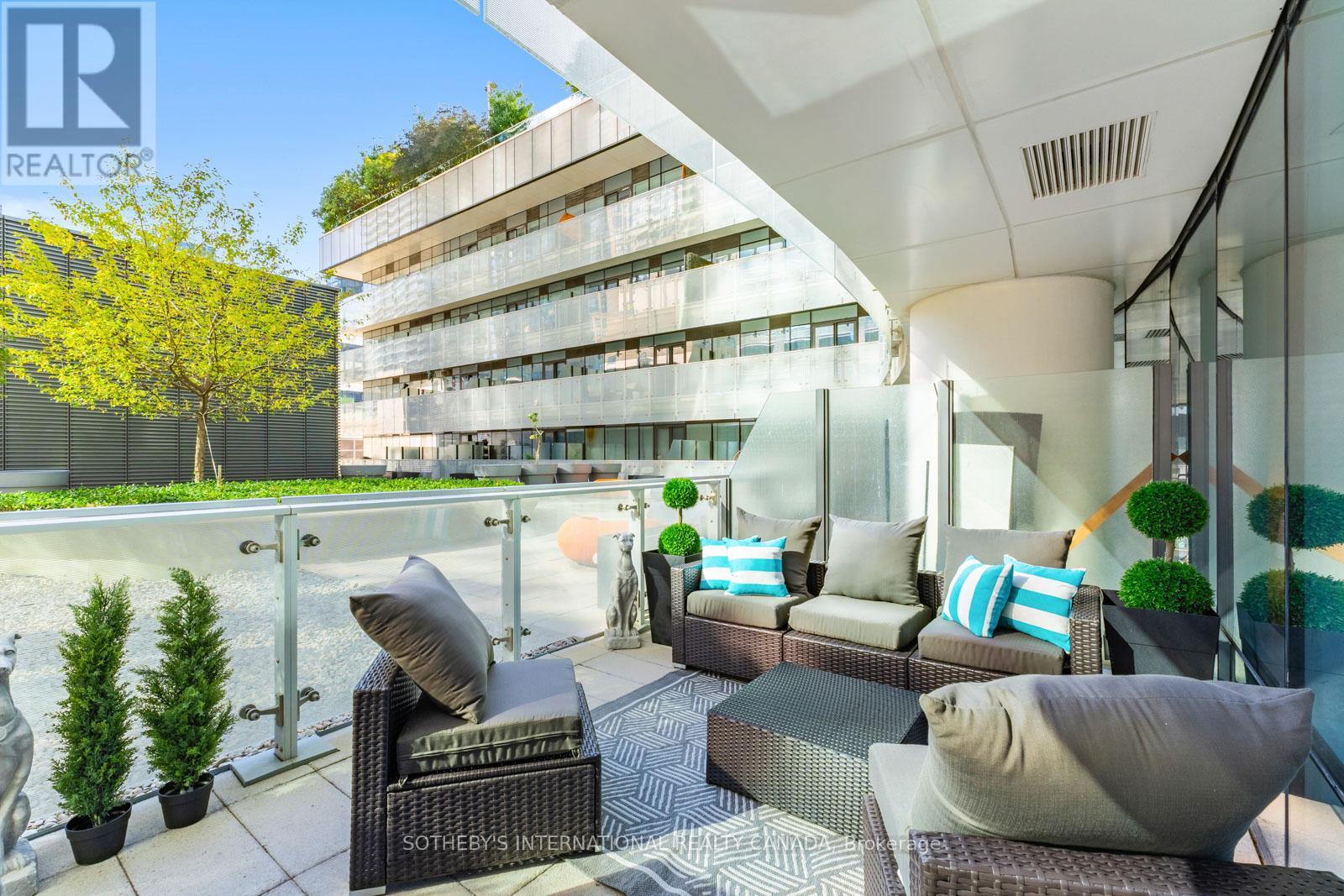 303 - 1 BLOOR STREET E, Toronto, Ontario