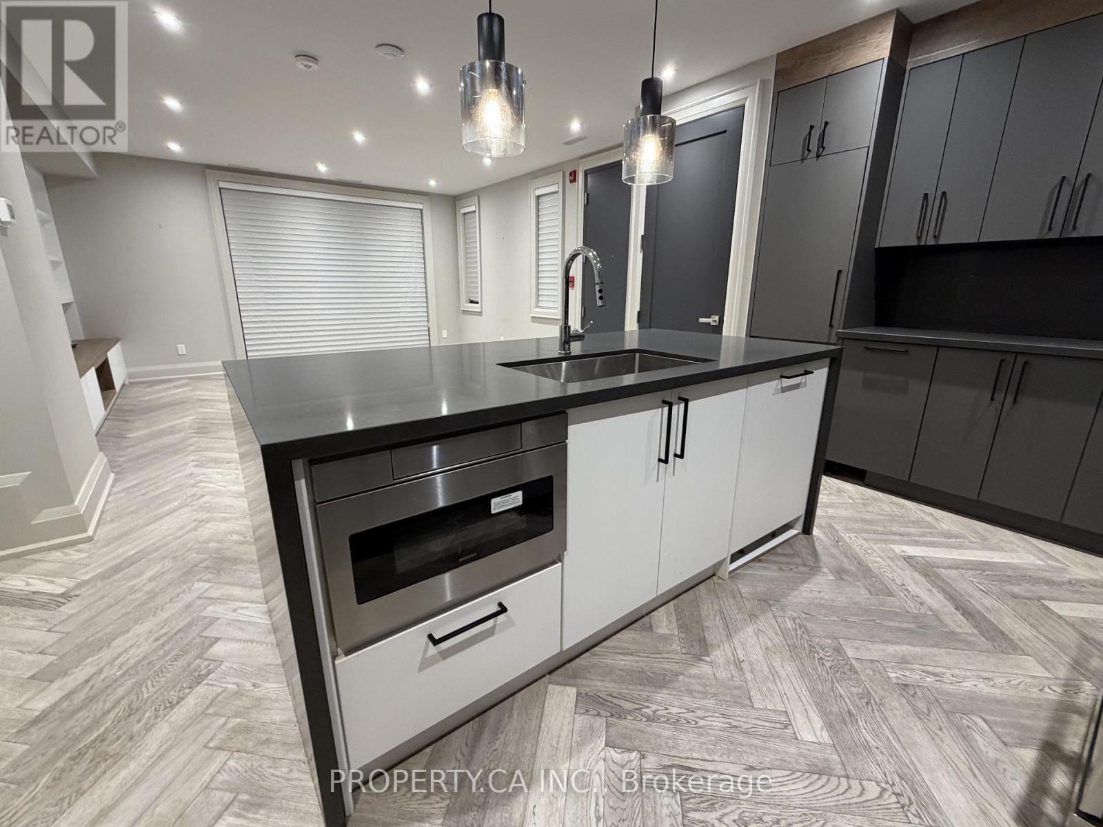 6 - 47 Madison Avenue, Toronto, Ontario  M5R 2S3 - Photo 26 - C12972454