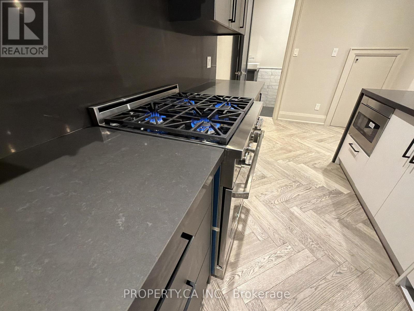 6 - 47 Madison Avenue, Toronto, Ontario  M5R 2S3 - Photo 30 - C12972454