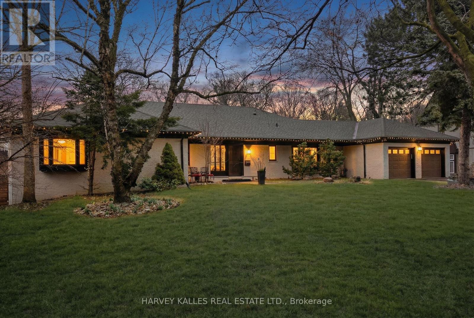 140 SANDRINGHAM DRIVE, Toronto, Ontario