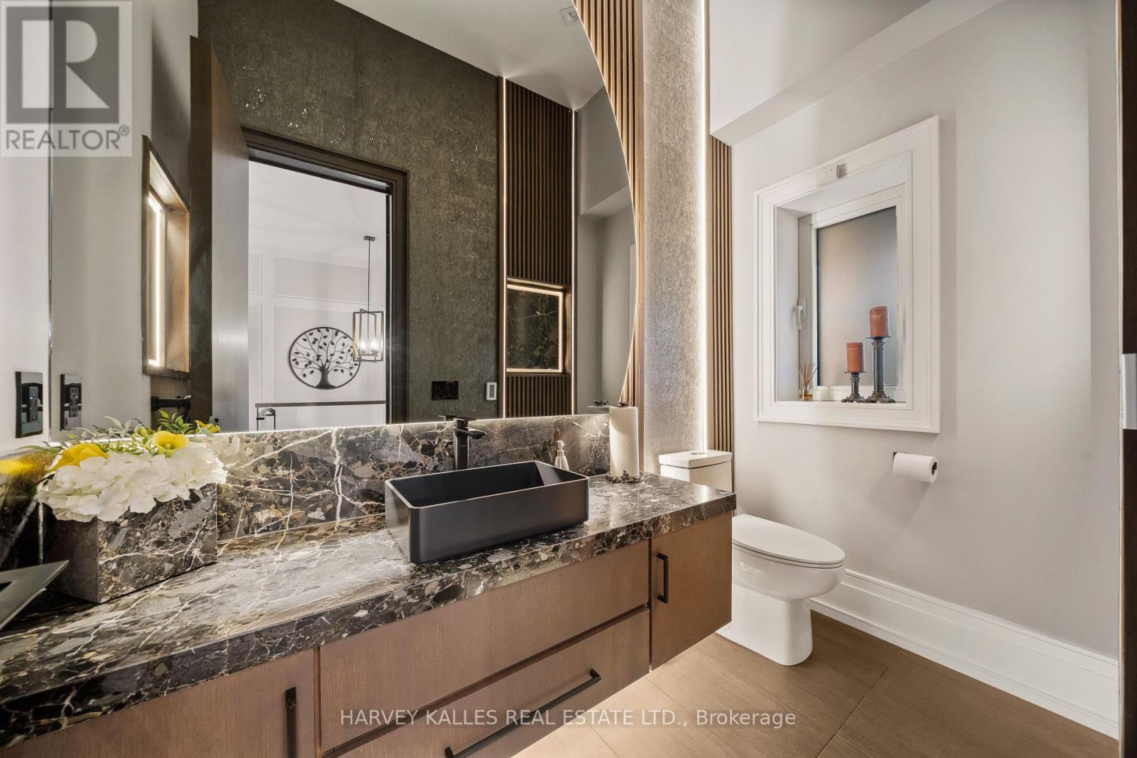 140 Sandringham Drive, Toronto, Ontario  M3H 1E3 - Photo 29 - C12972482