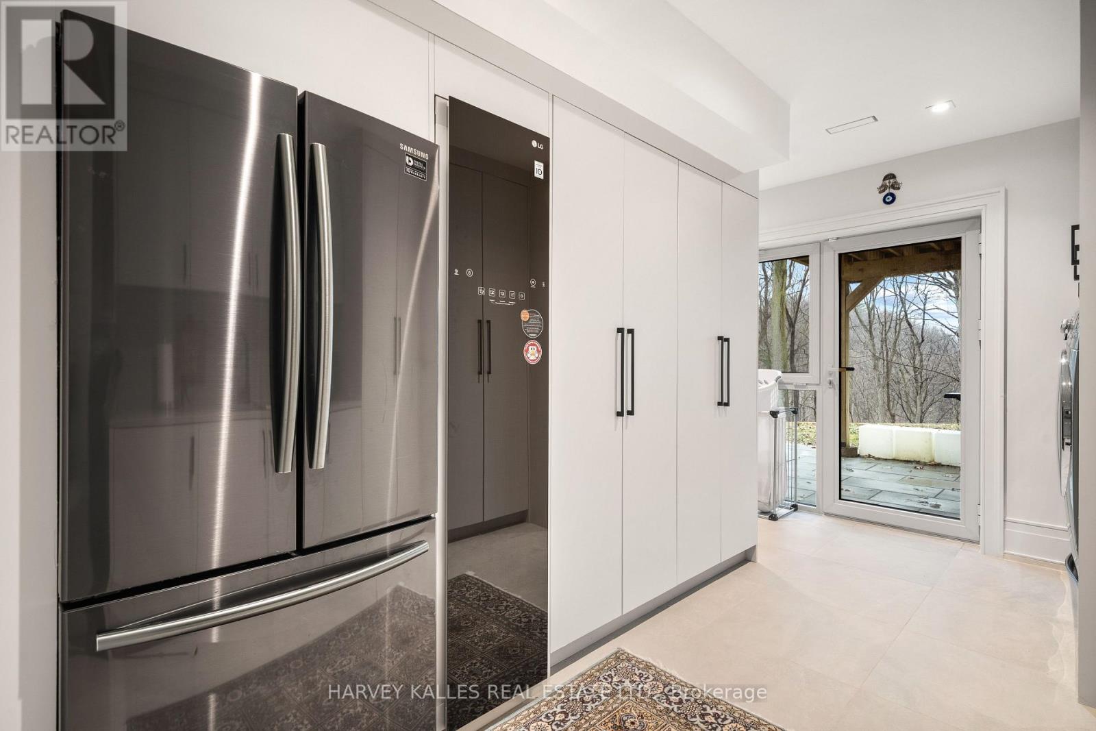 140 Sandringham Drive, Toronto, Ontario  M3H 1E3 - Photo 36 - C12972482