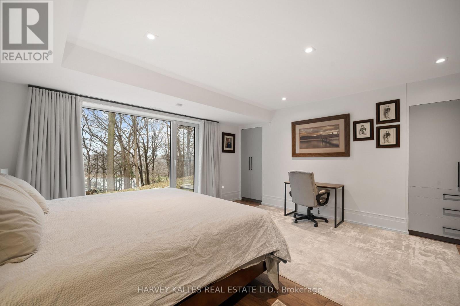 140 Sandringham Drive, Toronto, Ontario  M3H 1E3 - Photo 38 - C12972482