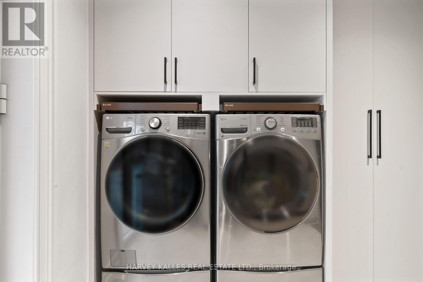 140 Sandringham Drive, Toronto, Ontario  M3H 1E3 - Photo 45 - C12972482